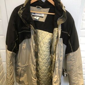 Columbia Men's Black and Cream Winter Jacket